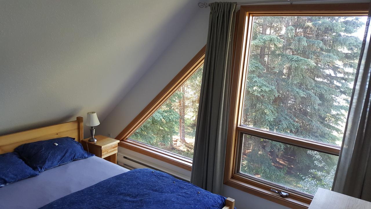 Wettstone Guest Ranch Bed & Breakfast Bridge Lake Exterior foto