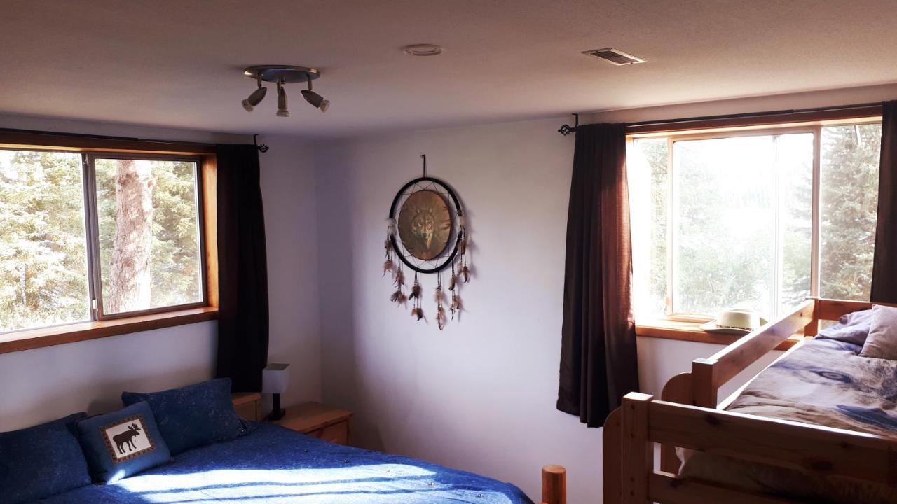 Wettstone Guest Ranch Bed & Breakfast Bridge Lake Exterior foto