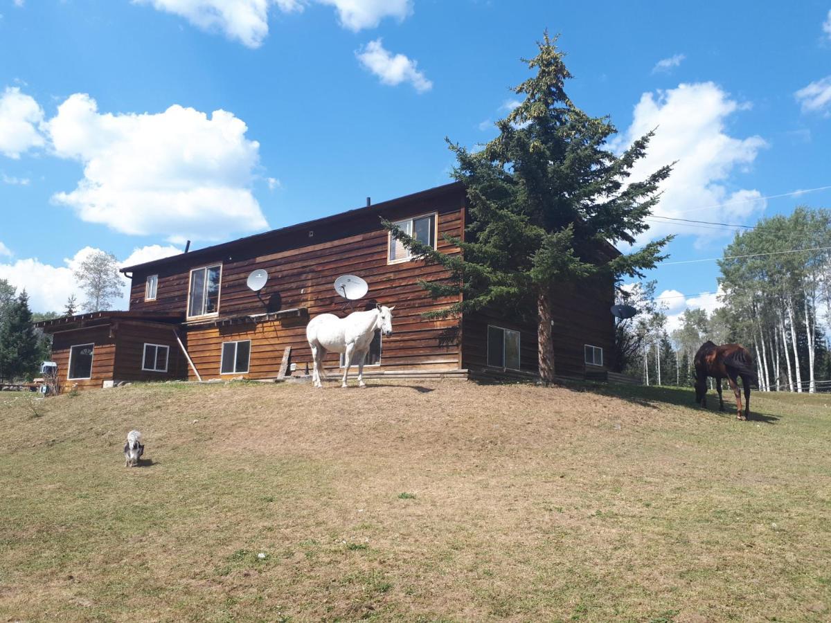 Wettstone Guest Ranch Bed & Breakfast Bridge Lake Exterior foto